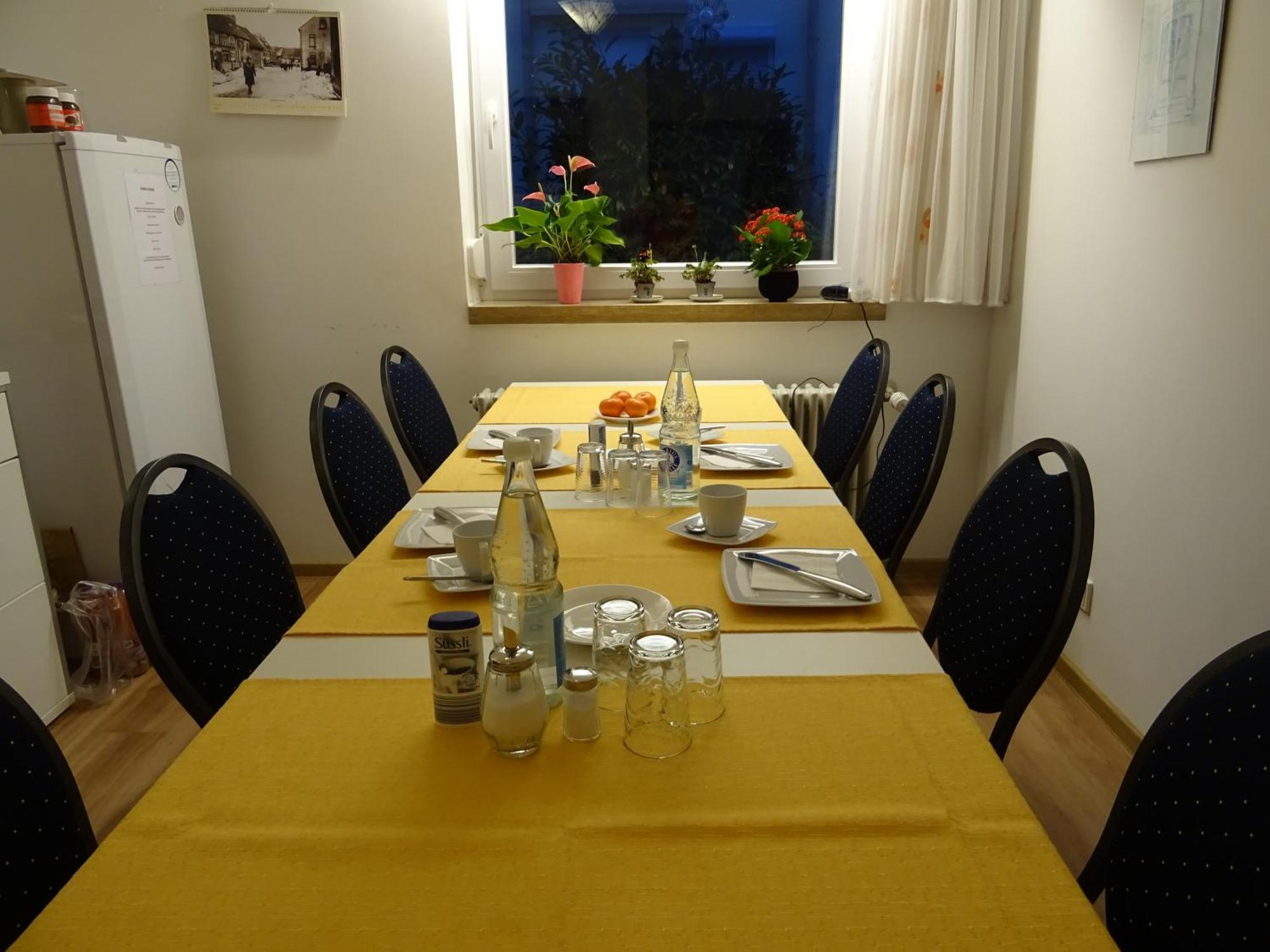 Aparthotel Zum Dom Kleinblittersdorf ภายนอก รูปภาพ